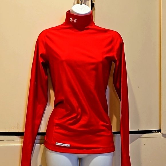 Under Armour Long Sleeve Athletic Top. Size M - Picture 1 of 8